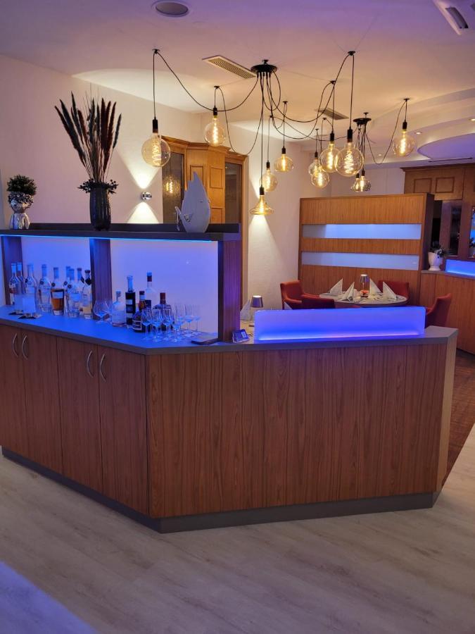 Hotel Бад-Цвишенан Экстерьер фото